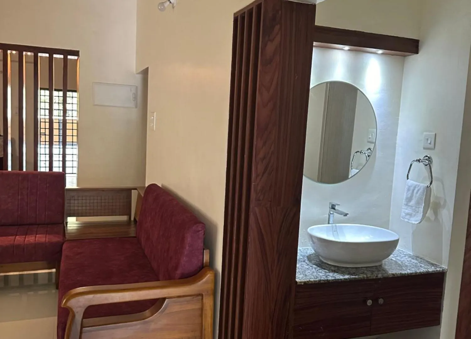 Spacious Beach Side House - Joyce Cottage Kerala Thiruvananthapuram
